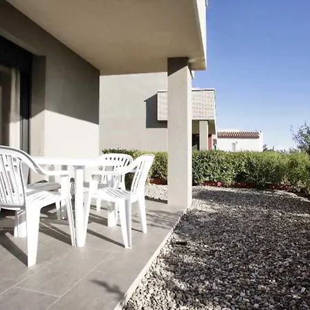 Casas Adosadas En Zona Miami Apartamento